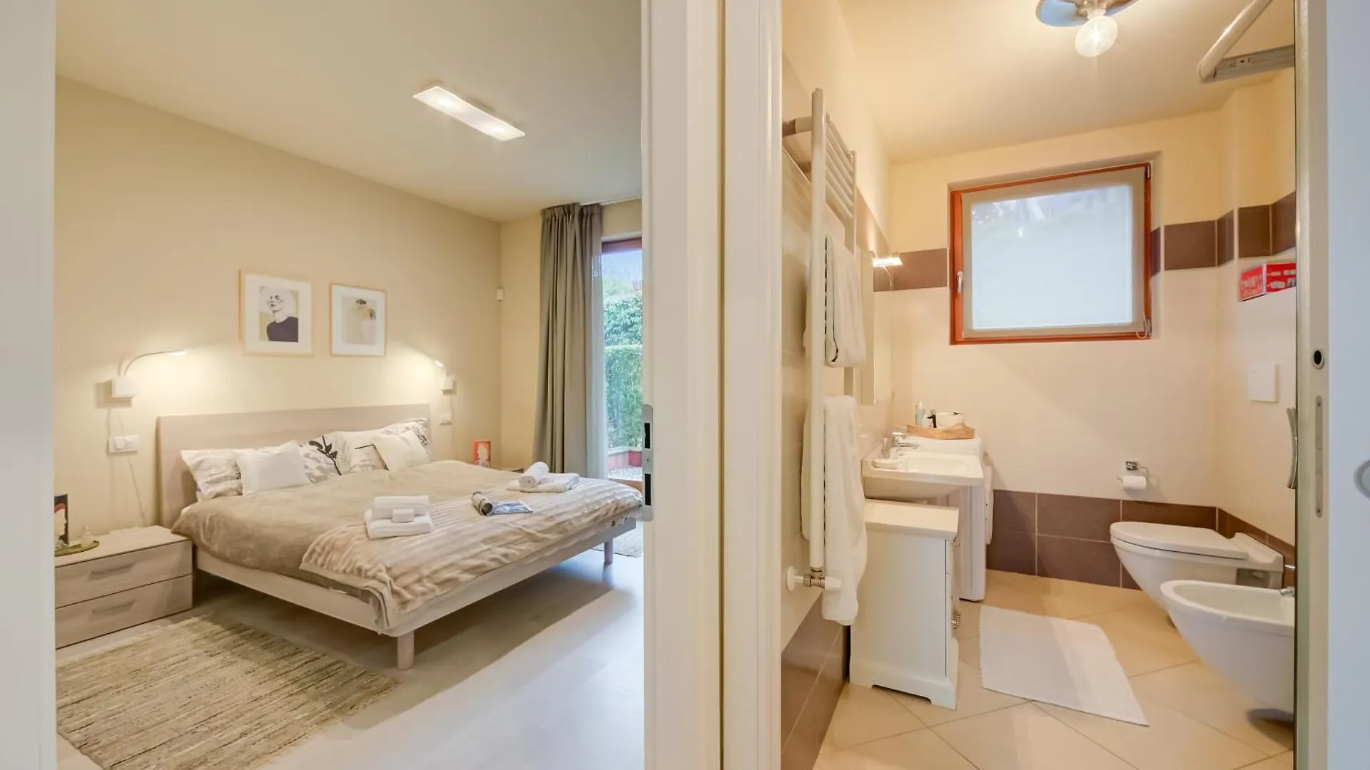 Apartment La Casa Di Gioia - Shared Pool & View - Happy Rentals Toscolano Maderno Italy