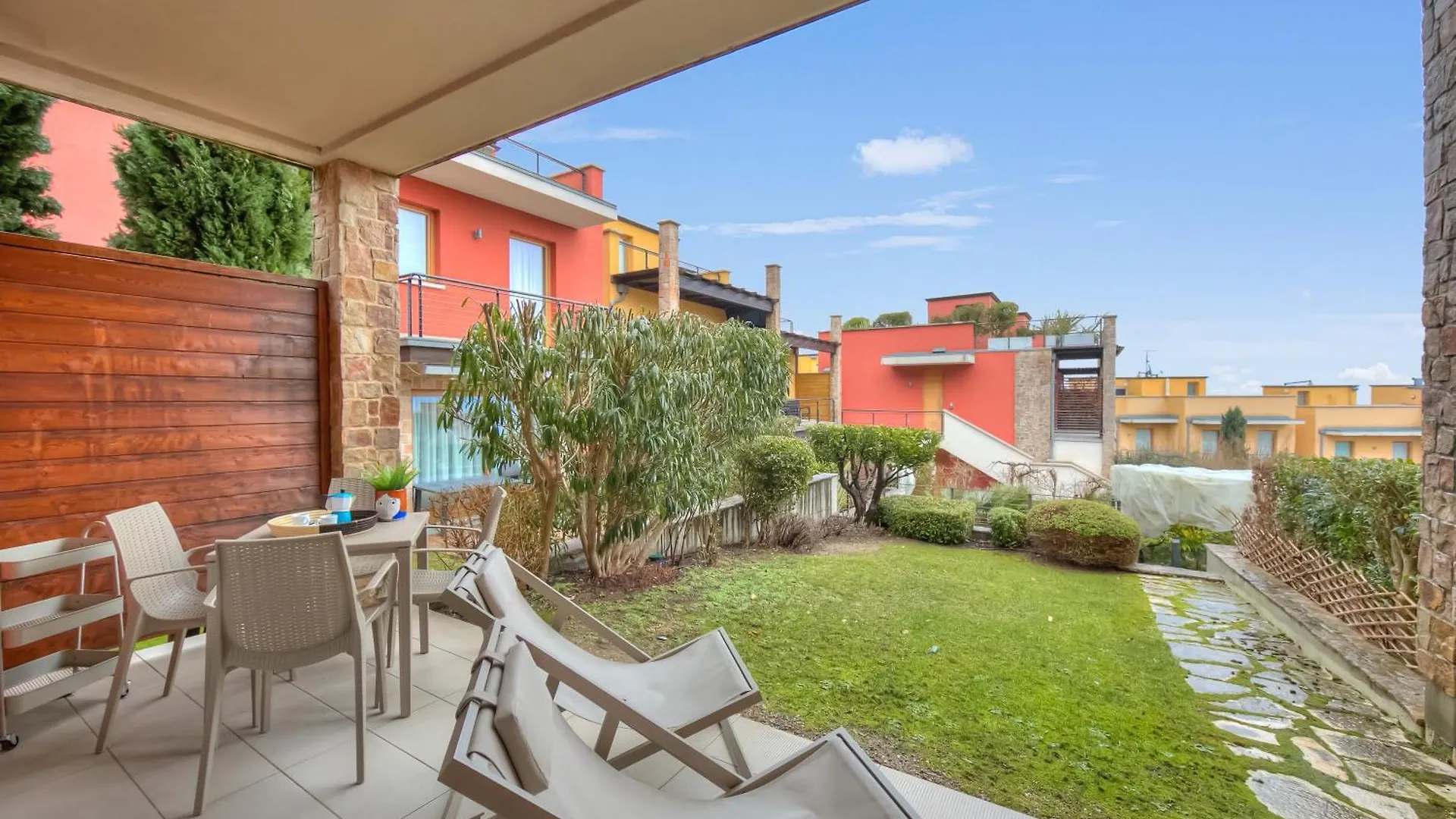 La Casa Di Gioia - Shared Pool & View - Happy Rentals Toscolano Maderno